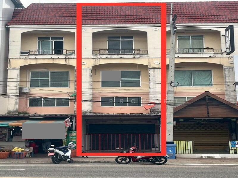 อาคารพาณิชย์ เส้นศรีราชา-หนองค้อ 