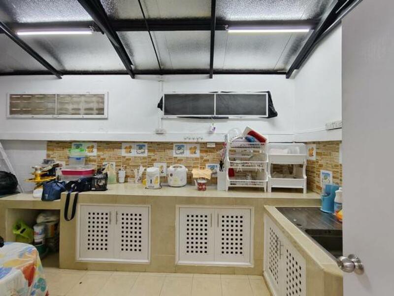 For Sale - 4-story townhome, good location, can access in many ways, 2-Sena-Chokchai Si Green and yellow lines, Bangkok