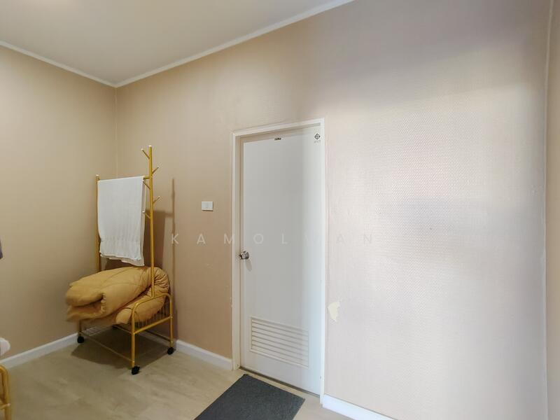 For Sale - 4-story townhome, good location, can access in many ways, 2-Sena-Chokchai Si Green and yellow lines, Bangkok