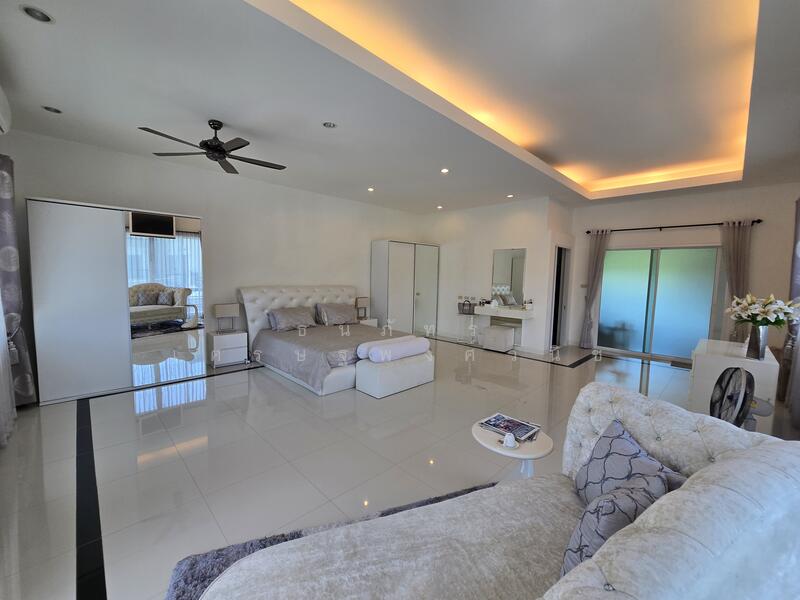 Huay yai, Chon Buri (Pattaya), Huai Yai, Bang Lamung (Pattaya), Chon Buri (Pattaya), 4 Bedrooms, 328 sqm, Villa For Sale, by ธนภัทร เศรษฐพงศ์วนิช, 60235341 - DDproperty.com