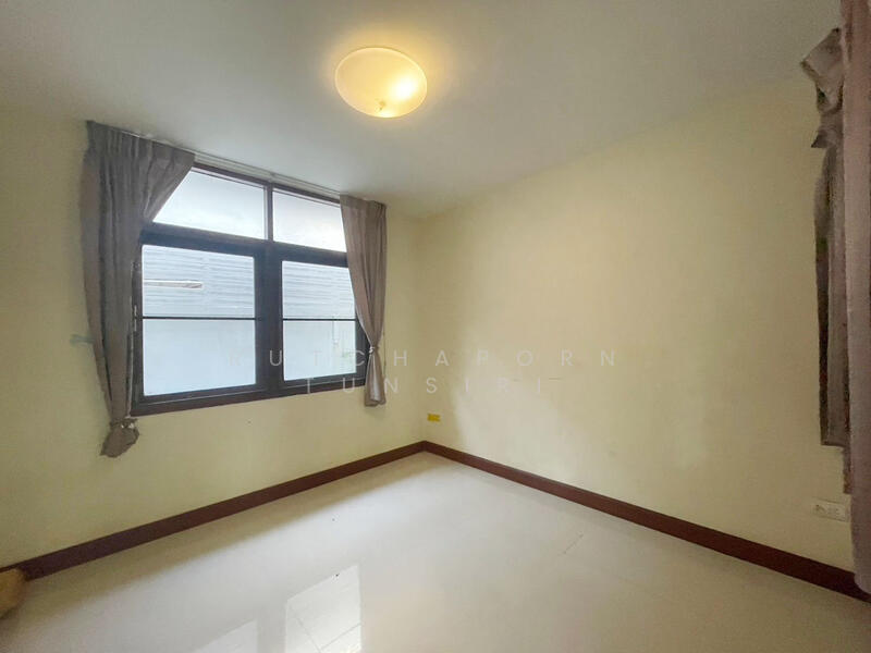 ให้เช่า - บ้านใจกลางเมือง ให้เช่าเดือนละ 45,000 บาท ใกล้เมญ่า No.1H429, เชียงใหม่