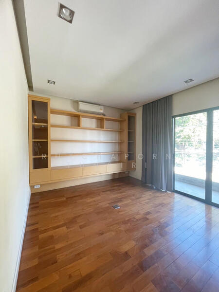 ให้เช่า - บ้านใจกลางเมือง ให้เช่าเดือนละ 45,000 บาท ใกล้เมญ่า No.1H429, เชียงใหม่