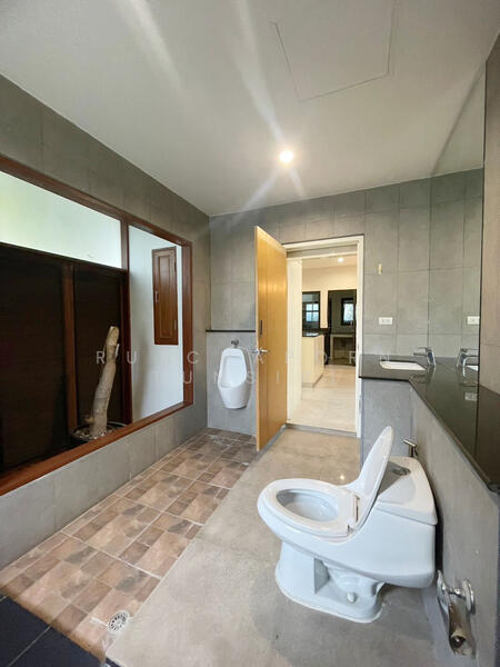 ให้เช่า - บ้านใจกลางเมือง ให้เช่าเดือนละ 45,000 บาท ใกล้เมญ่า No.1H429, เชียงใหม่