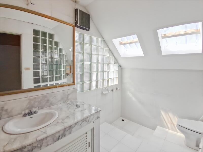 For Sale - Baan Chalianglom, Prachuap Khiri Khan