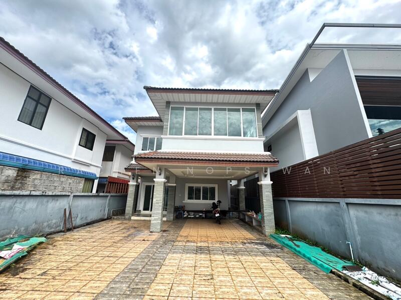 ขาย - ขายด่วน บ้านเดี่ยวรีโนเวทใหม่ พิกัดหลังแมคโคร หาดใหญ่ เนื้อที่ 75 ตารางวา 4 ห้องนอน ขาย 8.5 ล้านบาท, สงขลา