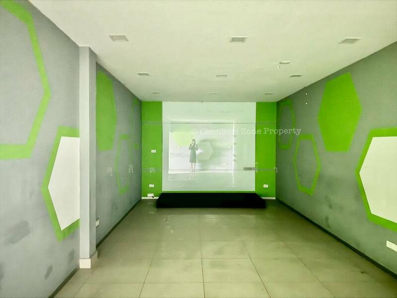 ให้เช่า - ให้เช่าอาคารพาณิชย์ 2 คูหาติดกัน 4.5 ชั้นทำเลดีติดถนน โรงโป๊ะ บางละมุง, ชลบุรี