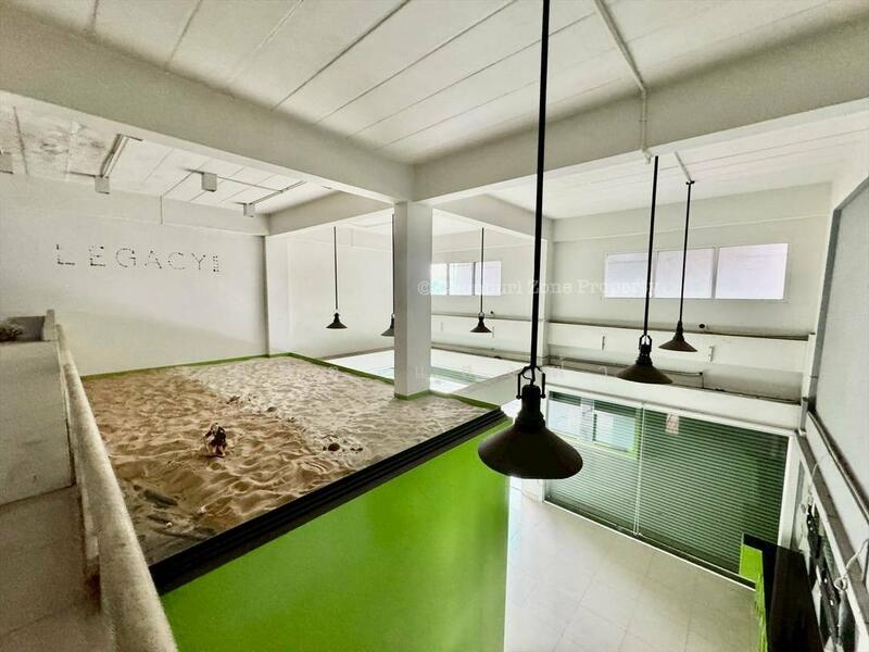 ให้เช่า - ให้เช่าอาคารพาณิชย์ 2 คูหาติดกัน 4.5 ชั้นทำเลดีติดถนน โรงโป๊ะ บางละมุง, ชลบุรี