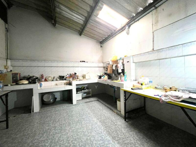 For Sale - อาคารพาณิชย์บ้านสวน ชลบุรี, Chon Buri