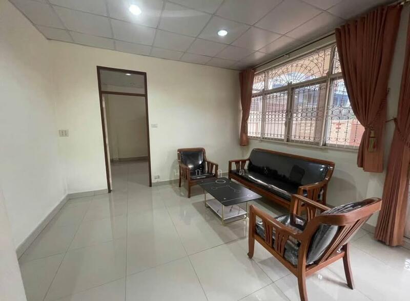 For Rent - C168-TNK210 บ้านให้เช่า ซอย จรัญ1 ใกล้ MRT ท่าพระ ที่ดิน 90 ตร.ว. บ้านสำหรับครอบครัวใหญ่, Bangkok