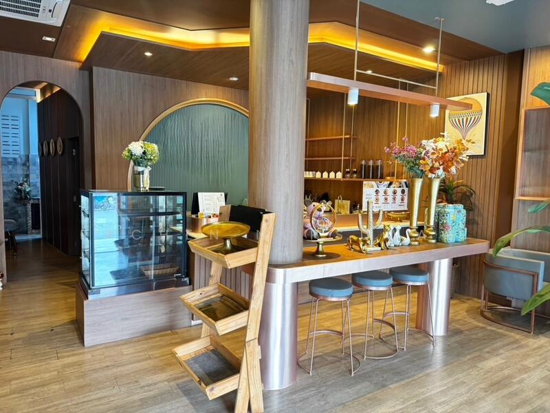 ขาย - ขายบ้าน พร้อมกิจการร้านกาแฟ + ร้านทำเล็บชั้น ถ.นิพัทธ์สงเคราะห์ ใกล้ ญ.ว. 3 ห้องนอน ขาย 8.5 ล้านบาท, สงขลา