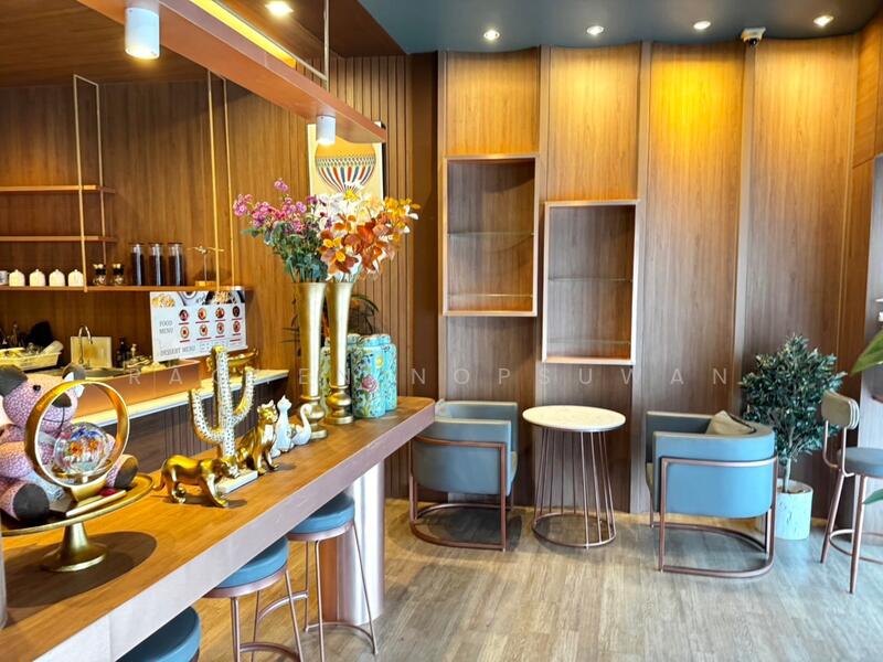 ขาย - ขายบ้าน พร้อมกิจการร้านกาแฟ + ร้านทำเล็บชั้น ถ.นิพัทธ์สงเคราะห์ ใกล้ ญ.ว. 3 ห้องนอน ขาย 8.5 ล้านบาท, สงขลา