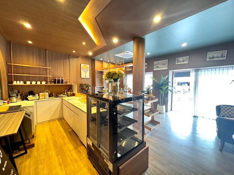 ขาย - ขายบ้าน พร้อมกิจการร้านกาแฟ + ร้านทำเล็บชั้น ถ.นิพัทธ์สงเคราะห์ ใกล้ ญ.ว. 3 ห้องนอน ขาย 8.5 ล้านบาท, สงขลา