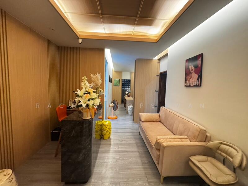 ขาย - ขายบ้าน พร้อมกิจการร้านกาแฟ + ร้านทำเล็บชั้น ถ.นิพัทธ์สงเคราะห์ ใกล้ ญ.ว. 3 ห้องนอน ขาย 8.5 ล้านบาท, สงขลา