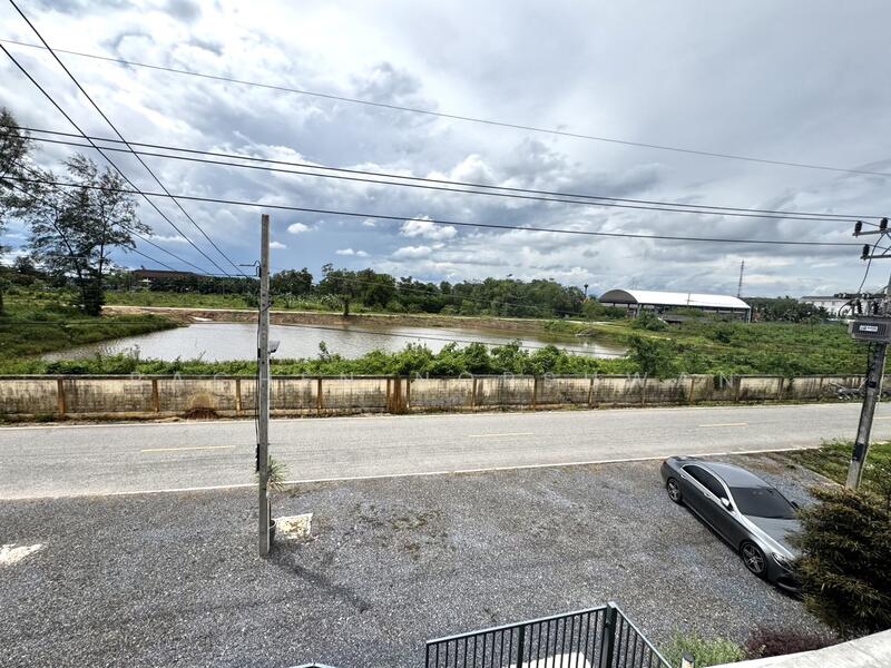 ขาย - ขายด่วน บ้านหลังมุมโซนสนามบินหาดใหญ่ มือ1 เฟอร์ครบ พร้อมอยู่ 60.8ตารางวา 3 ห้องนอน ขายด่วน 4.2 ล้าน, สงขลา