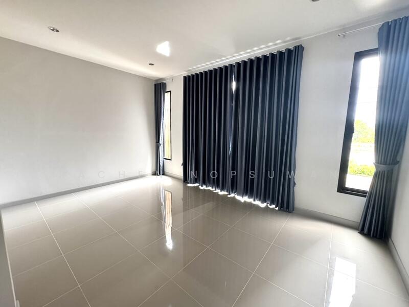 ขาย - ขายด่วน บ้านหลังมุมโซนสนามบินหาดใหญ่ มือ1 เฟอร์ครบ พร้อมอยู่ 60.8ตารางวา 3 ห้องนอน ขายด่วน 4.2 ล้าน, สงขลา