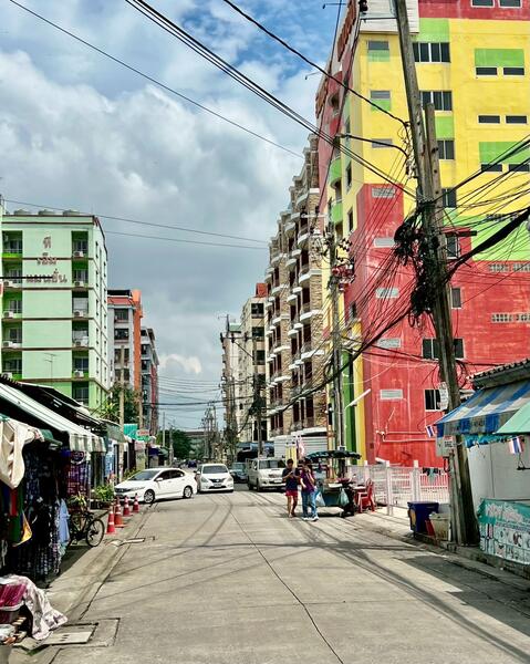 For Sale - RARE ITEM แปลงสวยเหมาะลงทุน ขายที่ดิน รามคำแหง 166 (สร้างได้ 8 ชั้น) ใกล้ MRT 100 กว่าเมตร, Bangkok