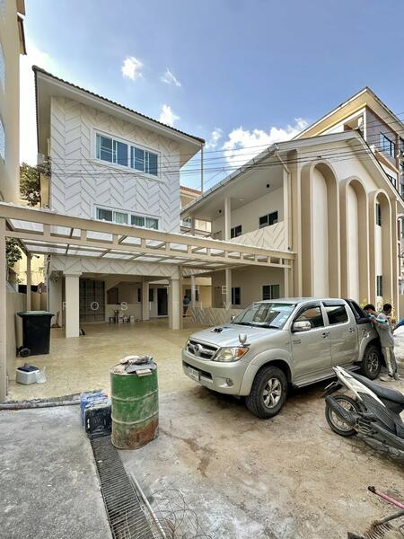 ขาย - ภูริเดชเฮ้าส์ 2 ถนนโชตนา ซอย 12 ตำบลช้างเผือก อำเภอเมืองเชียงใหม่, เชียงใหม่