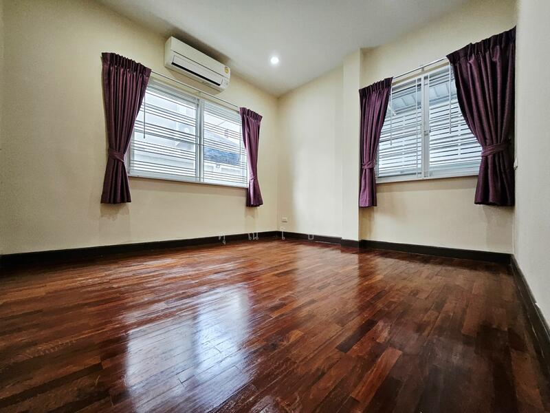 ขาย - โครงการโคโค่ฮิลล์ Coco Hill แหลมฉบัง ศรีราชา ชลบุรี – ที่ดิน 66 ตร.วา พื้นที่ใช้สอย 266 ตร.ม., ชลบุรี