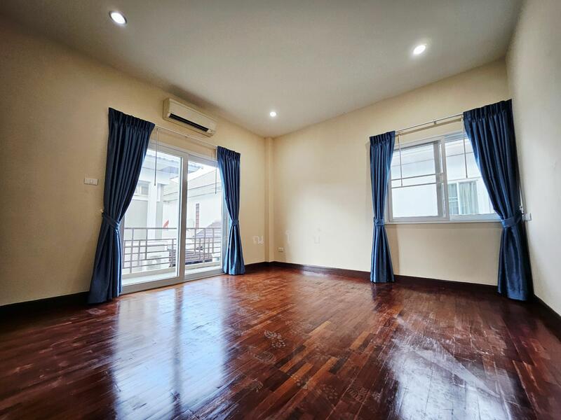 ขาย - โครงการโคโค่ฮิลล์ Coco Hill แหลมฉบัง ศรีราชา ชลบุรี – ที่ดิน 66 ตร.วา พื้นที่ใช้สอย 266 ตร.ม., ชลบุรี