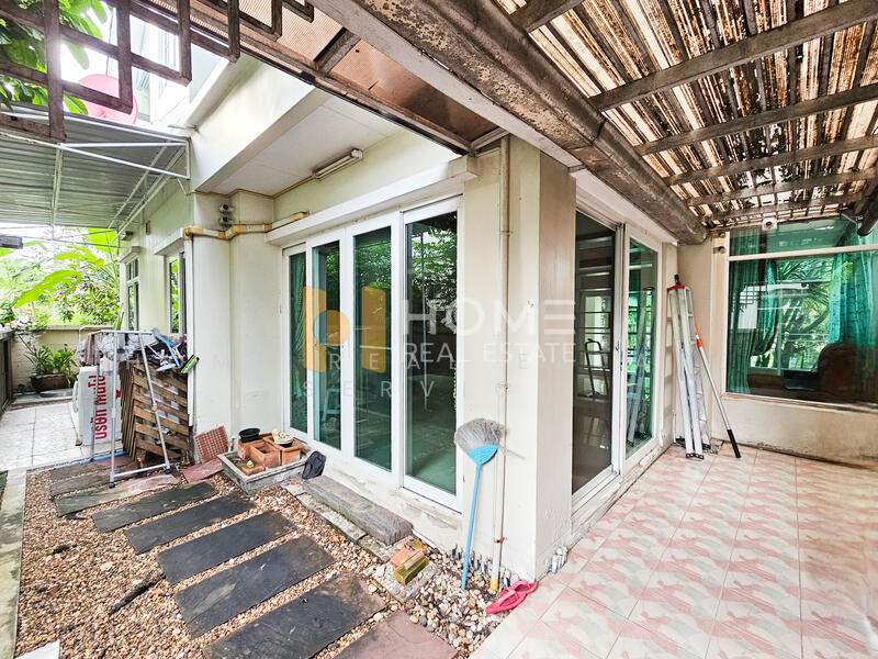 ขาย - ลัดดารมย์ วัชรพล : Laddarom Watcharapol, กรุงเทพ