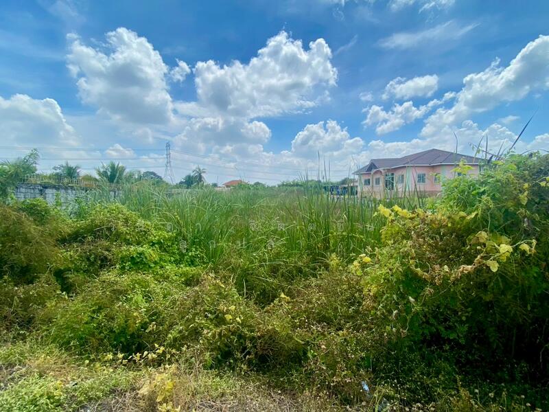 For Sale - ขายที่ดินสวย เหมาะสำหรับ สร้างเพื่ออยู่อาศัย หรือเพื่อการลงทุนในอนาคต ด้านติดถนน ด้านหลังติดคลองตาชม, Nonthaburi