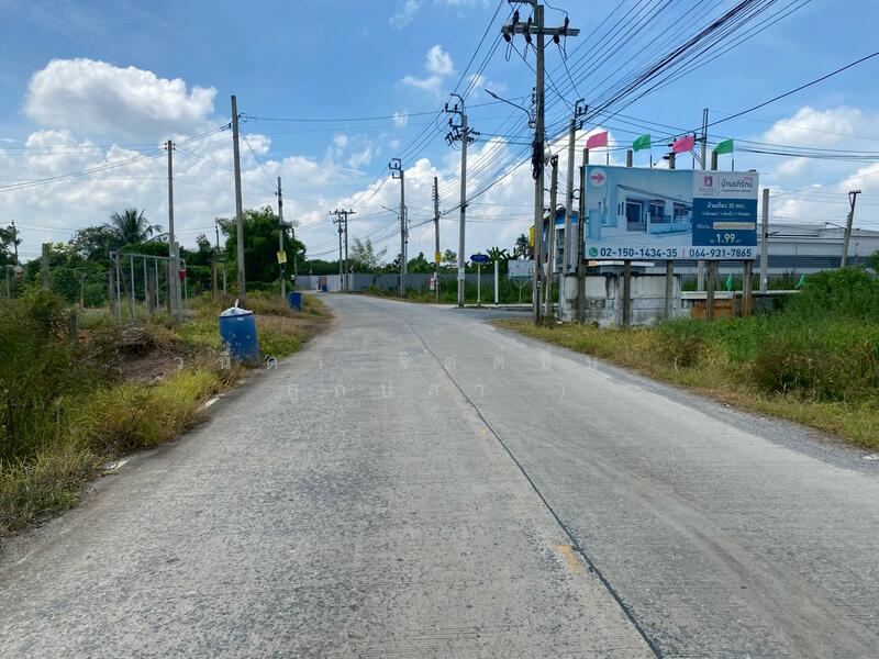 For Sale - ขายที่ดินสวย เหมาะสำหรับ สร้างเพื่ออยู่อาศัย หรือเพื่อการลงทุนในอนาคต ด้านติดถนน ด้านหลังติดคลองตาชม, Nonthaburi