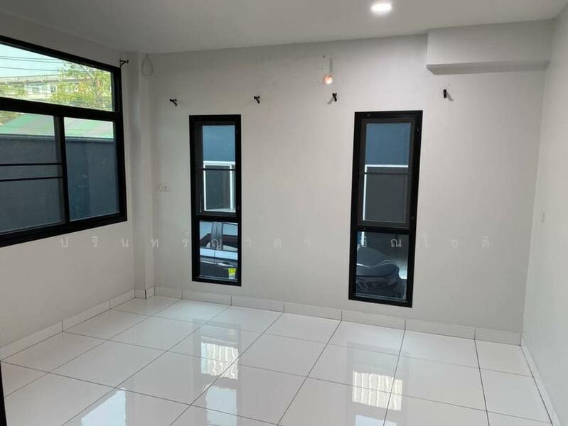 ให้เช่า - โฮมออฟฟิศ ใกล้ เซ็นทรัล พระราม 2, กรุงเทพ