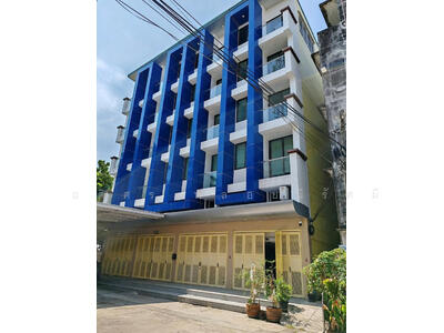 ขาย - ขายอาคารพาณิชย์ 4 คูหา 6 ชั้น พร้อมลิฟต์ ซอยรัชดาภิเษก (ท่าพระ) ใกล้ MRT ท่าพระ, กรุงเทพ