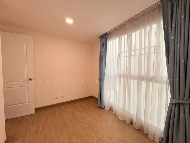 ขาย - The Light New York : เดอะ ไลท์ นิวยอร์ค, กรุงเทพ