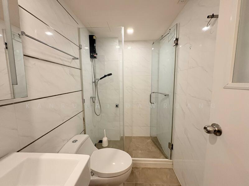 ขาย - The Light New York : เดอะ ไลท์ นิวยอร์ค, กรุงเทพ