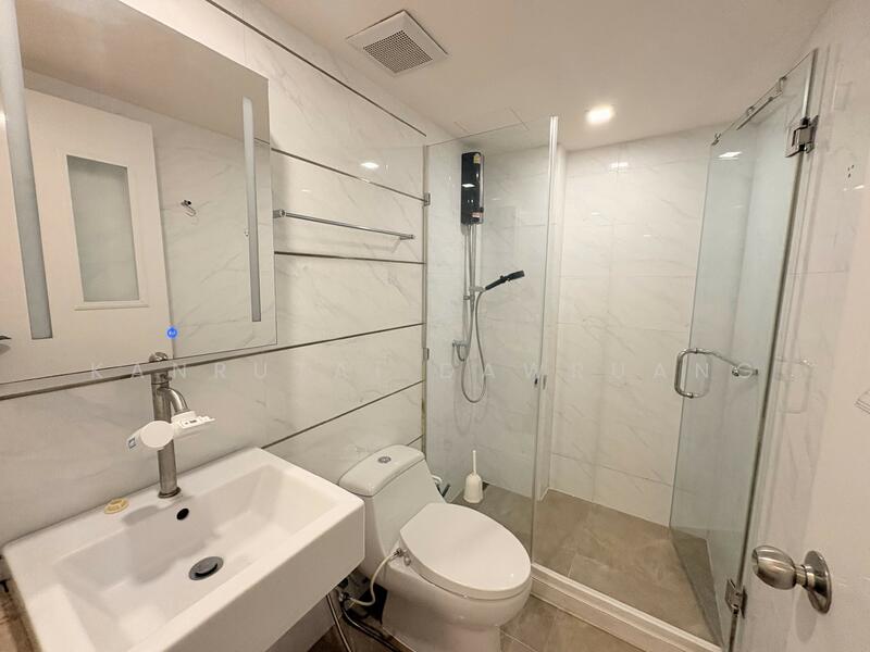 ขาย - The Light New York : เดอะ ไลท์ นิวยอร์ค, กรุงเทพ