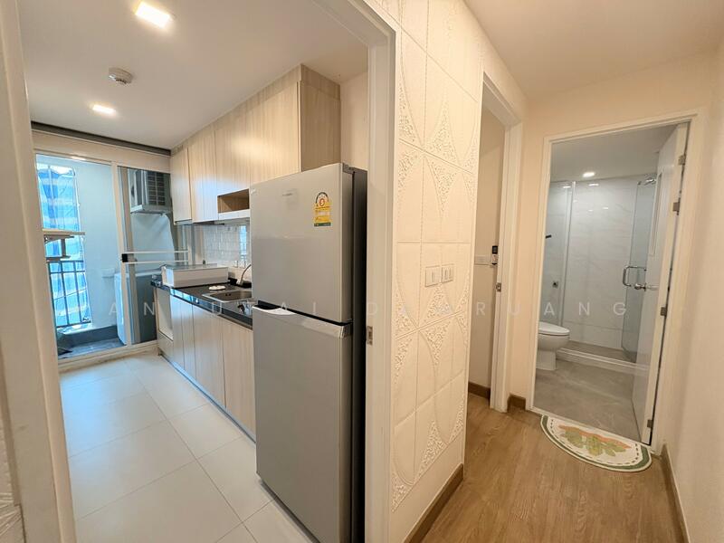 ขาย - The Light New York : เดอะ ไลท์ นิวยอร์ค, กรุงเทพ