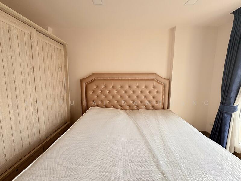 ขาย - The Light New York : เดอะ ไลท์ นิวยอร์ค, กรุงเทพ