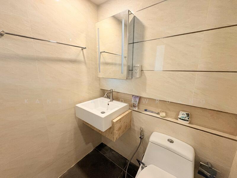 ขาย - The Light New York : เดอะ ไลท์ นิวยอร์ค, กรุงเทพ