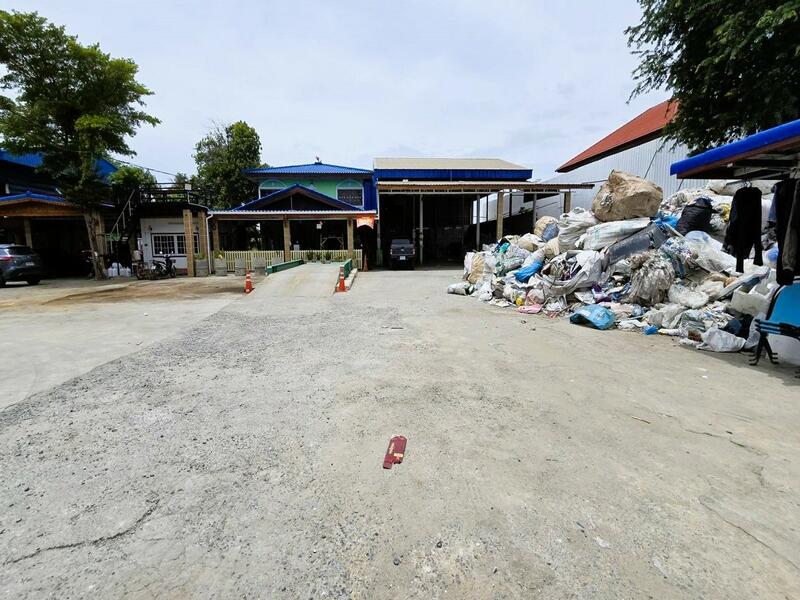 ขาย - รีบลงทุนก่อนพลาด!! โกดัง + พื้นที่โรงงาน ขาย ที่ดินปูคอนกรีตแล้วพร้อมสิ่งปลูกสร้าง 1 ไร่, นครปฐม