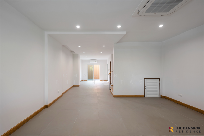 ขาย - Townhouse Area Ladprao, กรุงเทพ