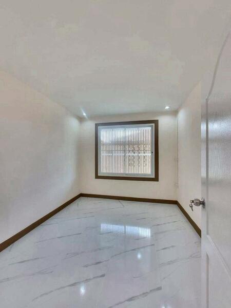 ขาย - บ้านพฤกษา 3 ซ.วัดลาดปลาดุก : Baan Pruksa 3 Soi Watlatpladuk, นนทบุรี