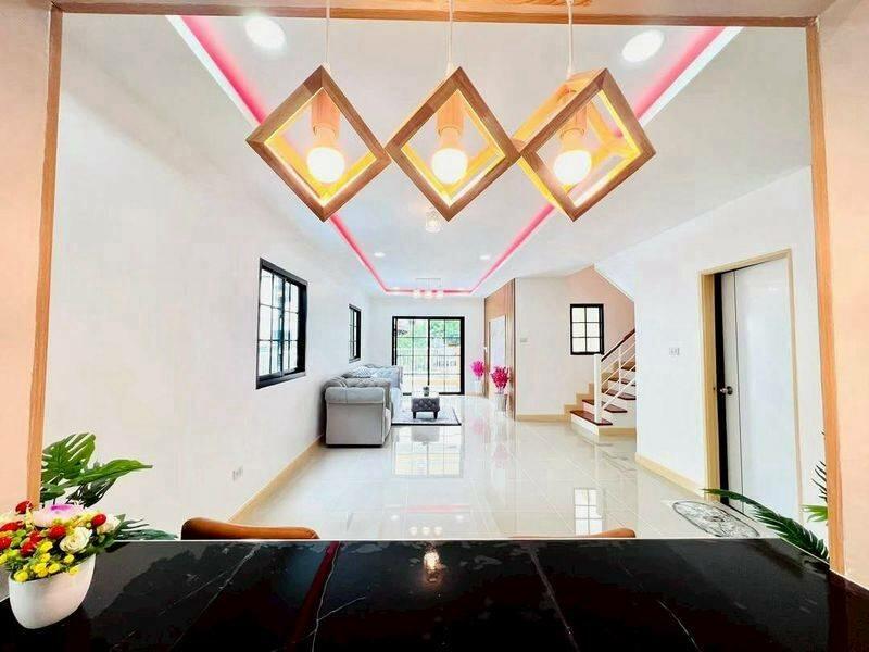 ขาย - Pruksa Ville 19 Wongwaen-Pinklao : พฤกษาวิลล์ 19 วงแหวน-ปิ่นเกล้า, นนทบุรี