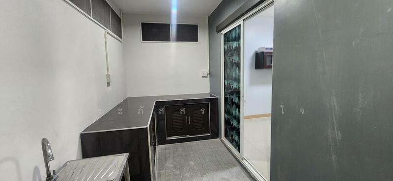 ขาย - ทาวน์เฮาส์ ขายถูกห่างการไฟฟ้าหนองแค 500เมตร, สระบุรี