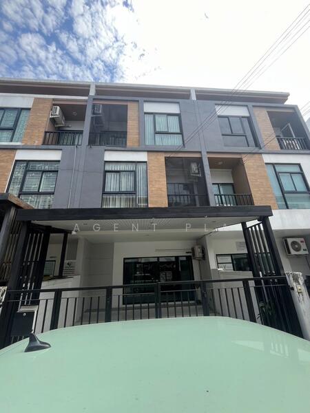For Rent - Townhome for rent, Trio Rom Klao (SPSAD3538), Bangkok