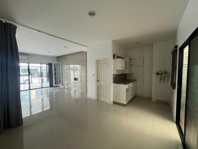 ให้เช่า - Townhome for rent, Trio Rom Klao (SPSAD3538), กรุงเทพ