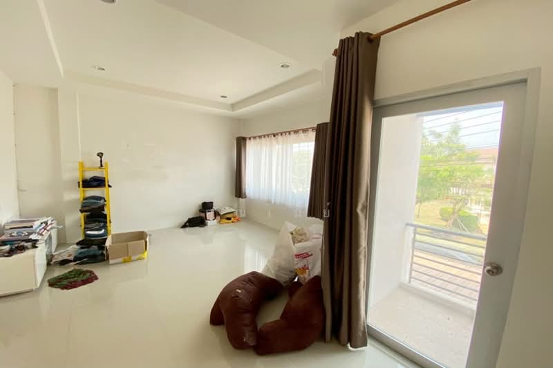 บ้านราชพฤกษ์ สุวรรณภูมิ-ลาดกระบัง : Ratchaphruek Suvarnabhumi-Ladkrabang Village, กรุงเทพ, 397/183 ถ.ฉลองกรุง, ลำปลาทิว, ลาดกระบัง, กรุงเทพ, 129 ตร.ม., ทาวน์เฮ้าส์ ขาย, โดย คุณเมย์, 60236726 - DDproperty.com