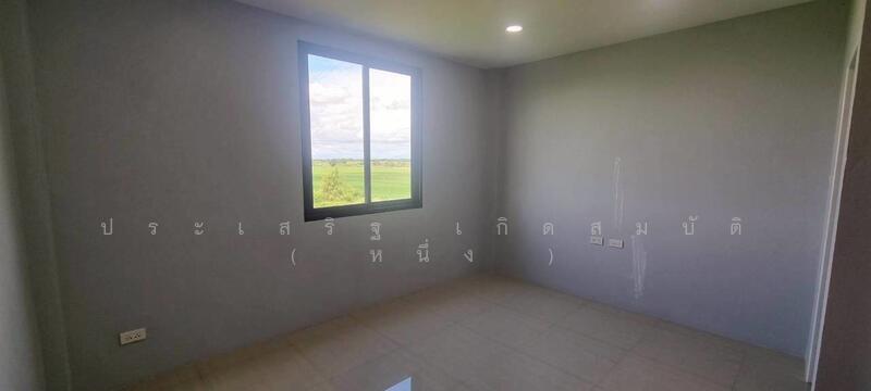 ขาย - ขายอาคารพาณิชย์หรู 3.5 ชั้น ติดถนน 3481 อ.นางน้ำเปรี้ยว จ.ฉะเชิงเทรา, ฉะเชิงเทรา