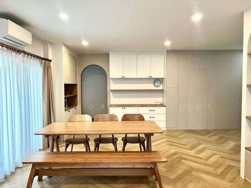 For Sale - CENTRO Donmueang-Chaengwattana, Pathum Thani