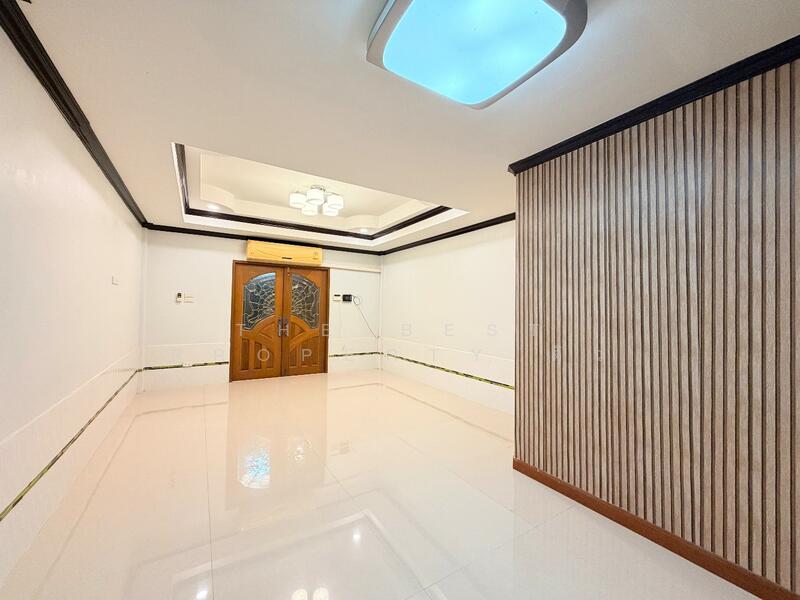 ขาย - The Country Muang Mai : เดอะ คันทรี เมืองใหม่, ชลบุรี