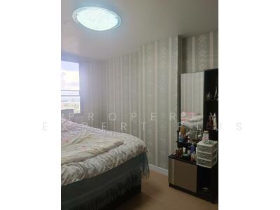 ขาย - วิวิด ทาวเวอร์ คอนโดมิเนียม, กรุงเทพ