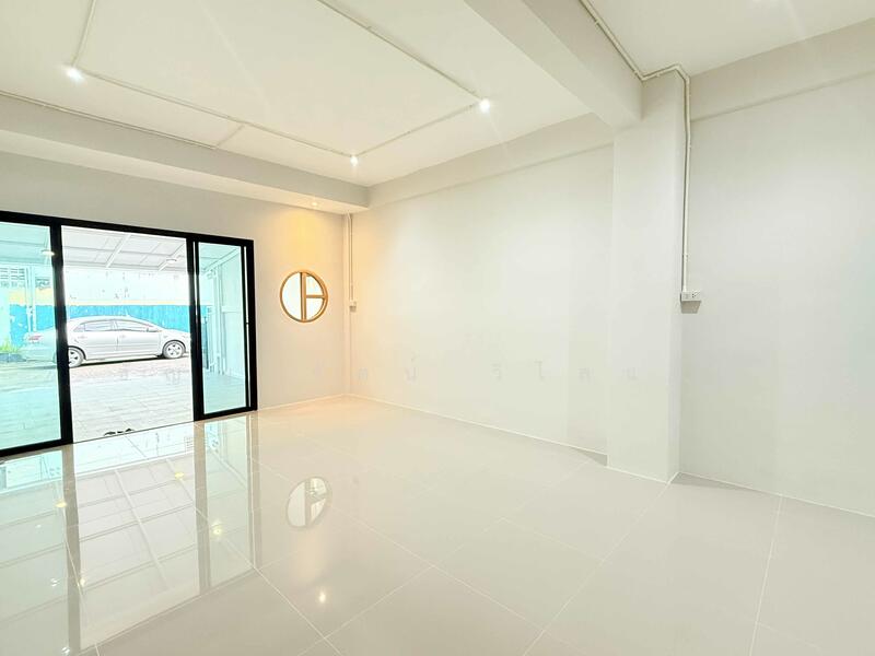 ขาย - หมู่บ้านจรัญ 4 วิลล่า, กรุงเทพ