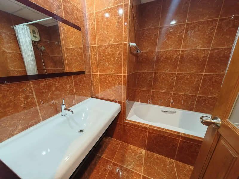 For Sale - Pattaya Hill Resort, Chon Buri