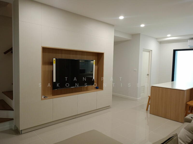 ให้เช่า - Q Prime Sukhumvit 77 : คิว ไพร์ม สุขุมวิท 77, กรุงเทพ