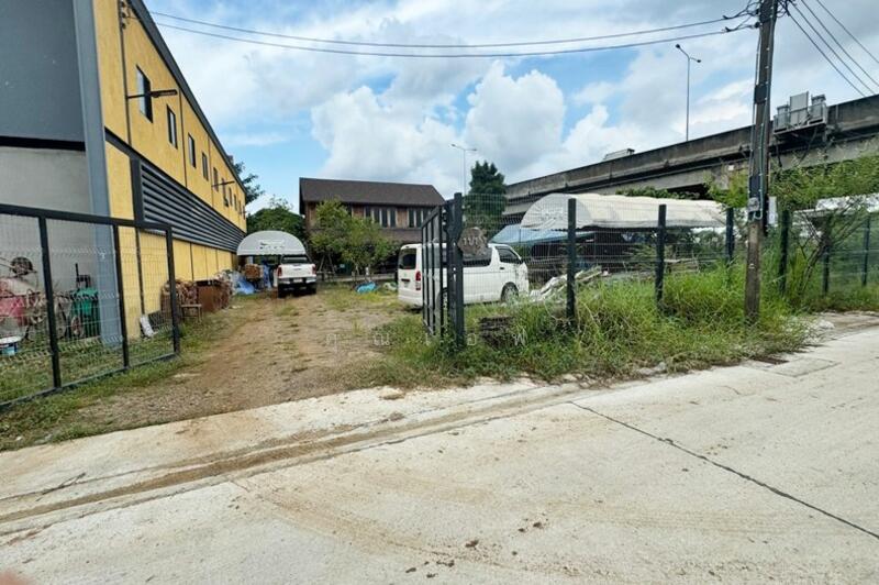 ขาย - ขายสำนักงาน-โกดัง สุขาภิบาล5–จตุโชติ 325ตร.ว.ใกล้ทางด่วน, กรุงเทพ